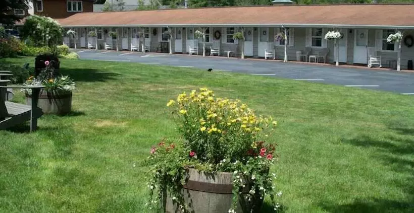 호텔 Alpine Village Inn