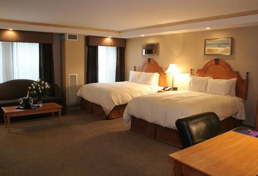 Ambassador Hotel Milwaukee, Trademark Collection By Wyndham