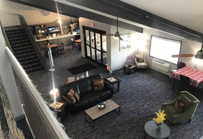 בית מלון כפרי Americinn By Wyndham Crookston U Of M Crookston