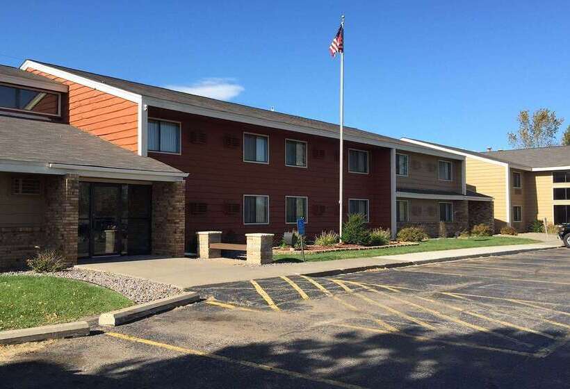 ホテル Americinn By Wyndham Forest Lake