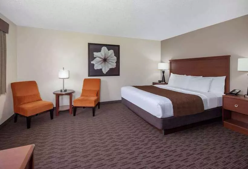 ホテル Americinn By Wyndham Ironwood