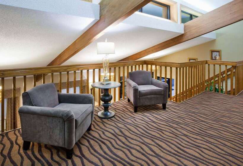 בית מלון כפרי Americinn By Wyndham Plover Stevens Point