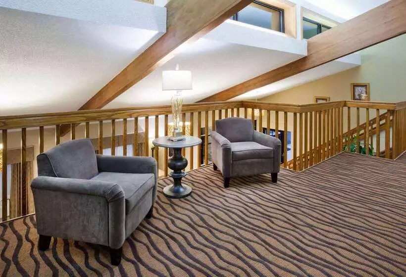 Отель Americinn By Wyndham Plover Stevens Point