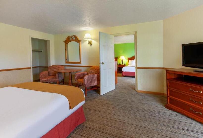 Отель Apple Tree Inn; Surestay Collection By Best Western