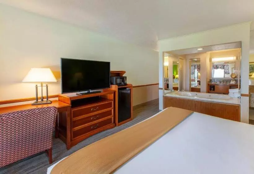 فندق Apple Tree Inn; Surestay Collection By Best Western