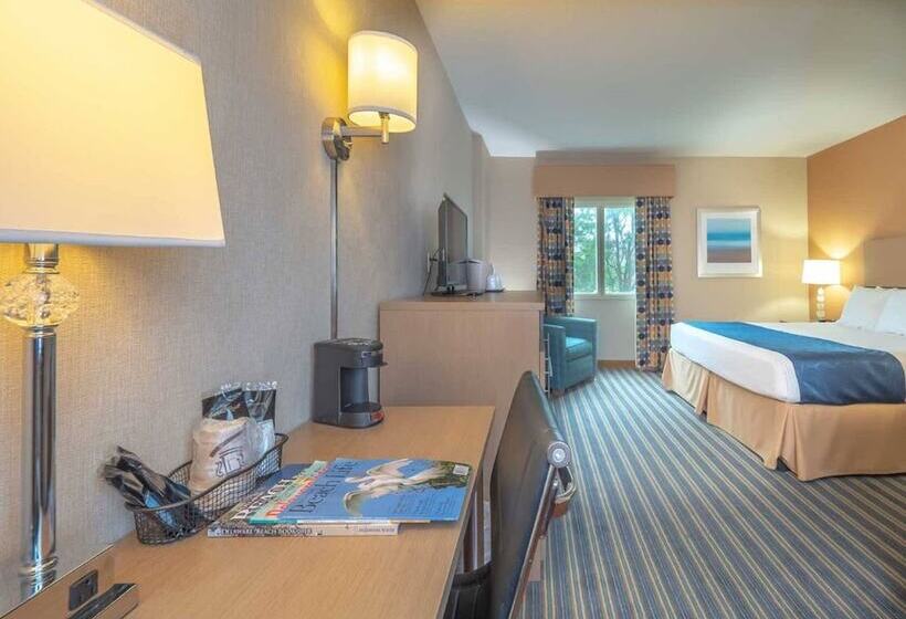 Atlantic Sands Hotel & Conference Center