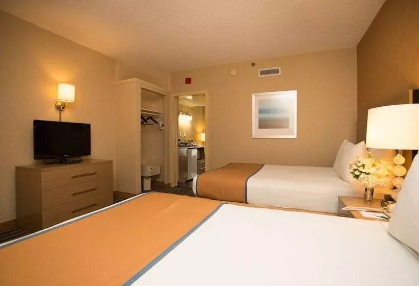 Atlantic Sands Hotel & Conference Center