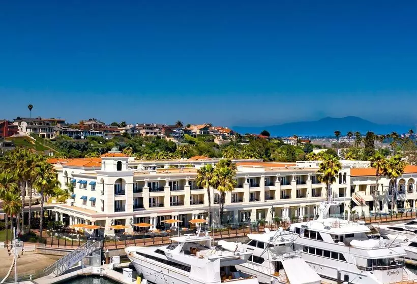 فندق Balboa Bay Resort