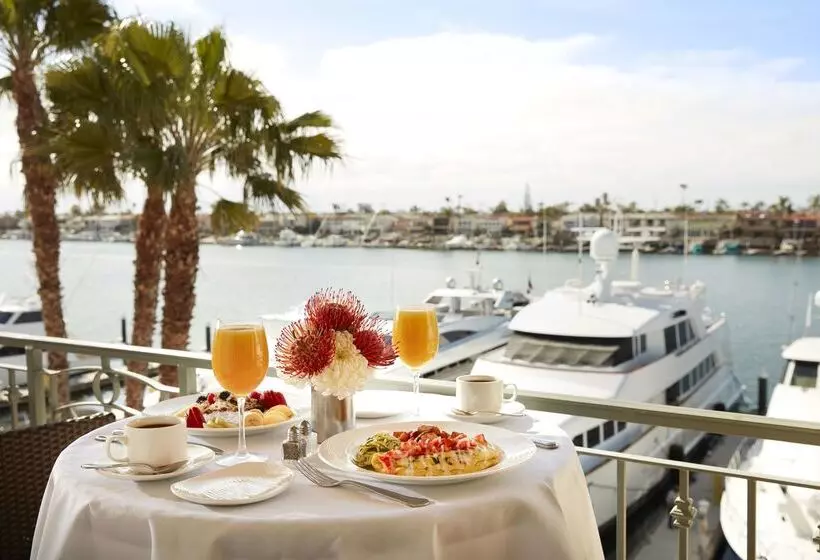 فندق Balboa Bay Resort