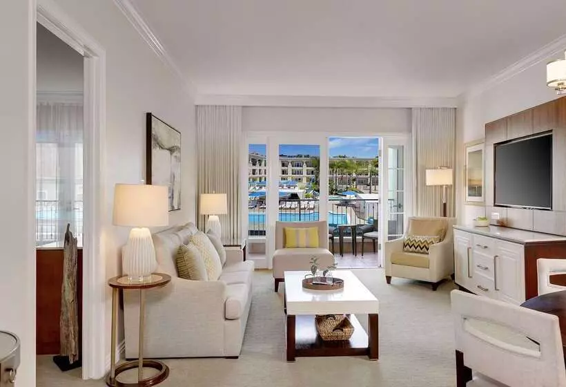 فندق Balboa Bay Resort