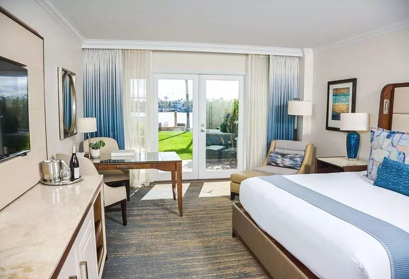 فندق Balboa Bay Resort