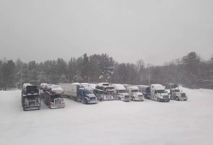 Szálloda Days Inn By Wyndham Black River Falls   Access To Atv Trail