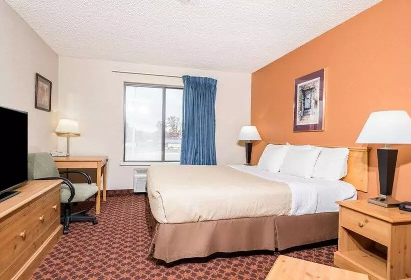 Szálloda Days Inn By Wyndham Black River Falls   Access To Atv Trail