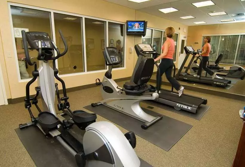 فندق Hampton Inn Easton