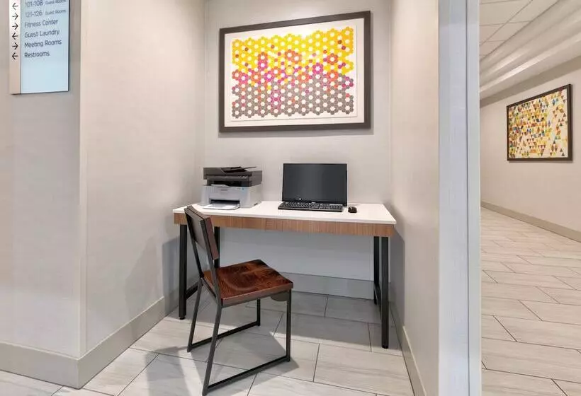 Holiday Inn Express Hotel & Suites Dallas Fort Worth Airport South, An Ihg