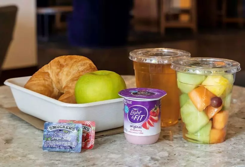 Отель Hyatt Place Cincinnati Airport