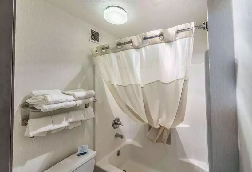 Otel Quality Inn Columbia City Near Us30