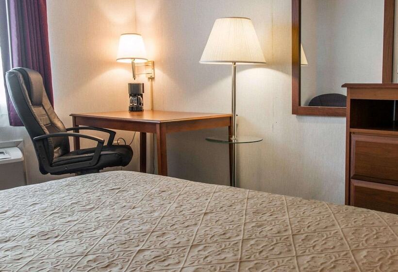 בית מלון כפרי Quality Inn Hudsonville South