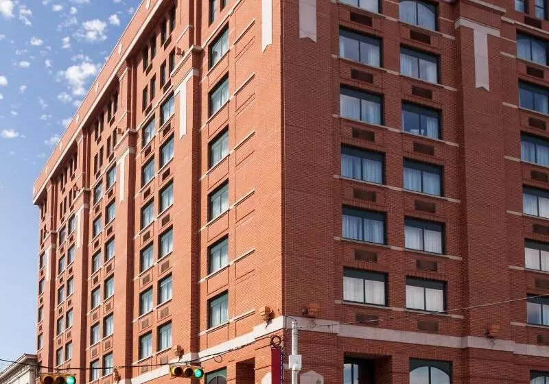 酒店 Springhill Suites By Marriott Dallas Downtown / West End