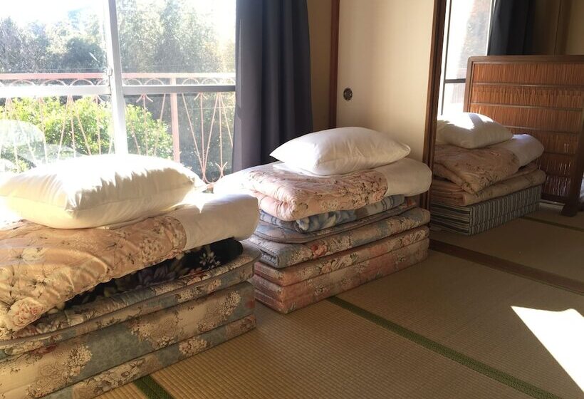 هاستل Guest House Yamatoso