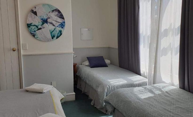 هاستل The Fountain Backpackers