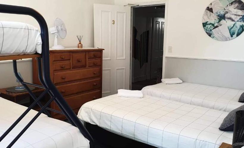 هاستل The Fountain Backpackers