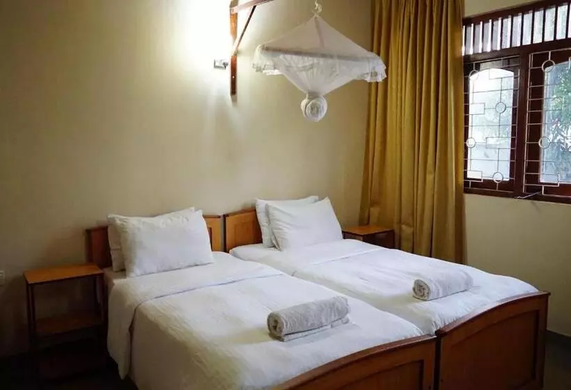 Aamiaismajoitus (B&B) Sunshine Tourist Rest