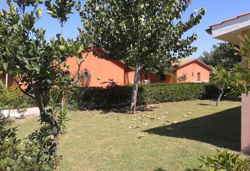 客栈 Villaggio Borgo Marino