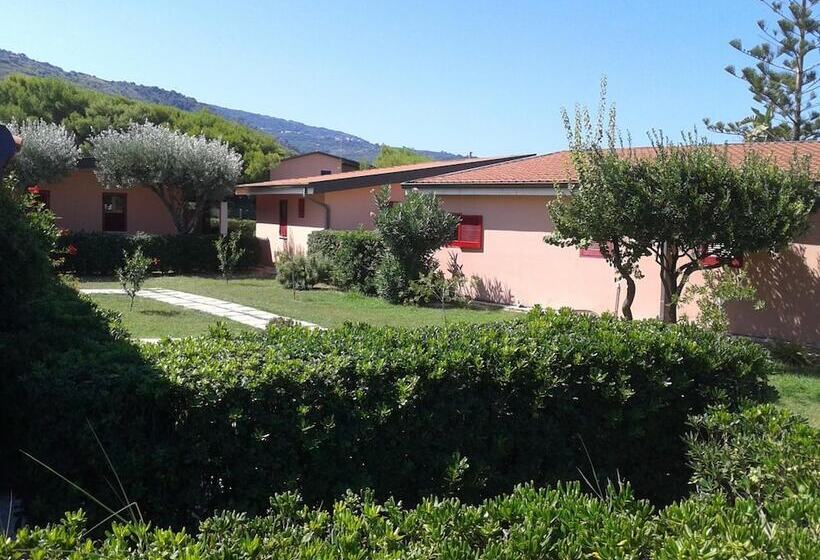 客栈 Villaggio Borgo Marino