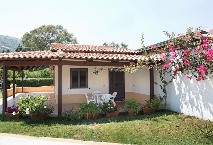 客栈 Villaggio Borgo Marino