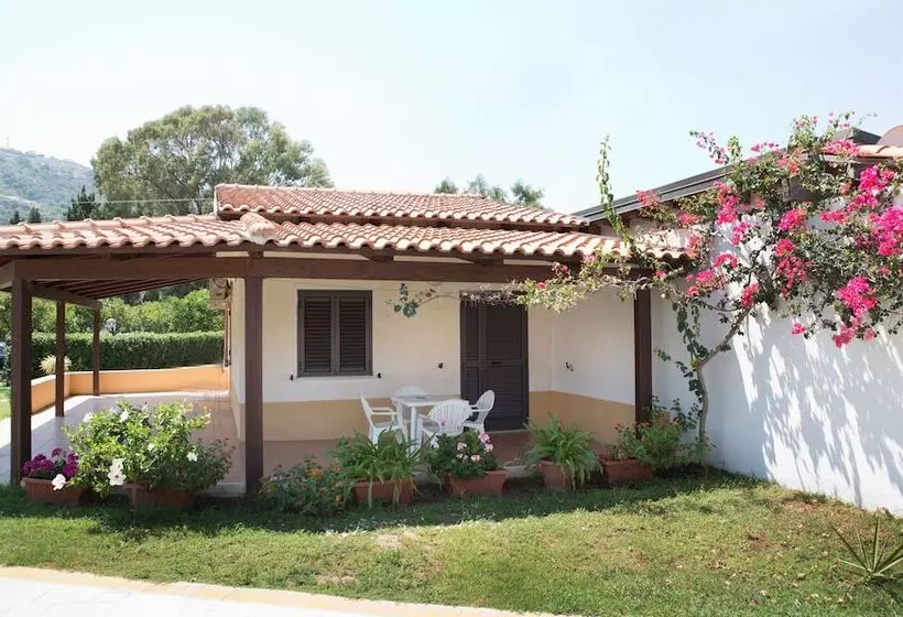 Hostelli Villaggio Borgo Marino