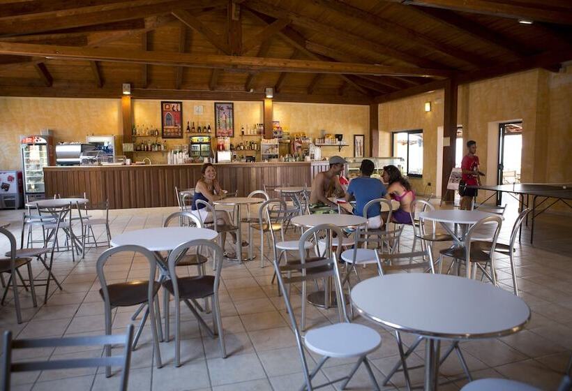 客栈 Villaggio Borgo Marino