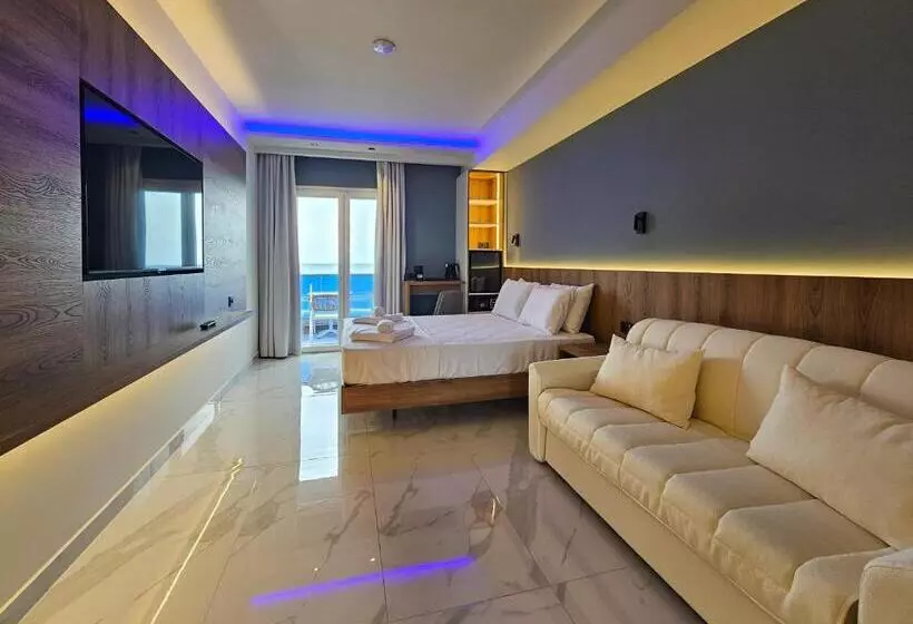 Hotelli Akteon Girni