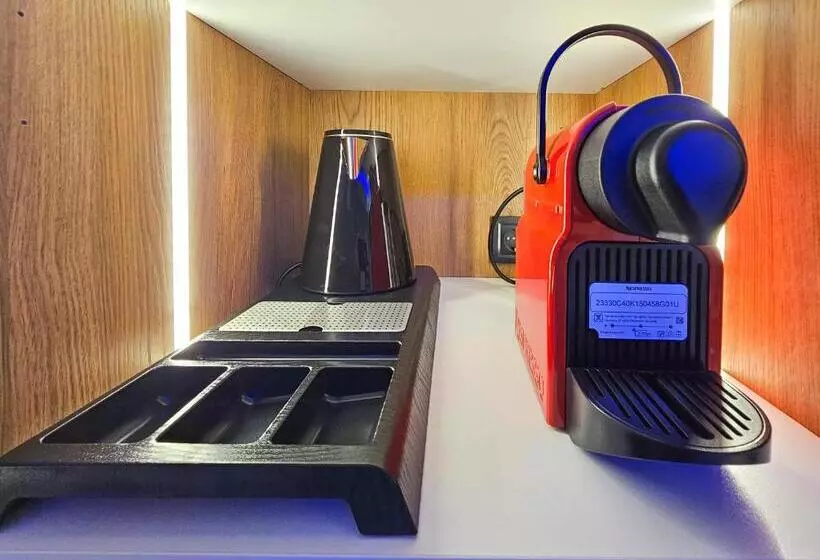 Hotelli Akteon Girni