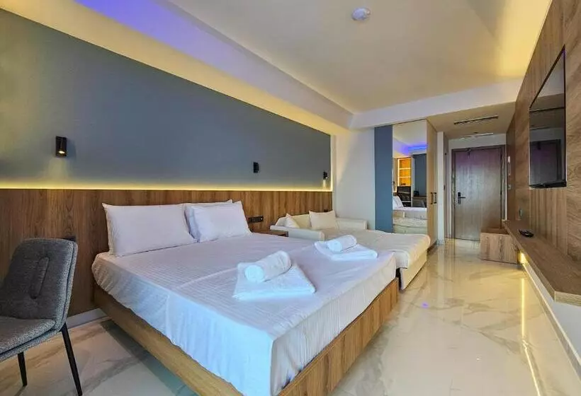 Hotelli Akteon Girni