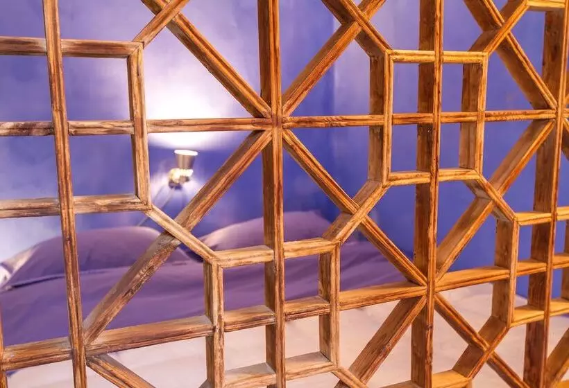 هتل Maison Des Couleurs