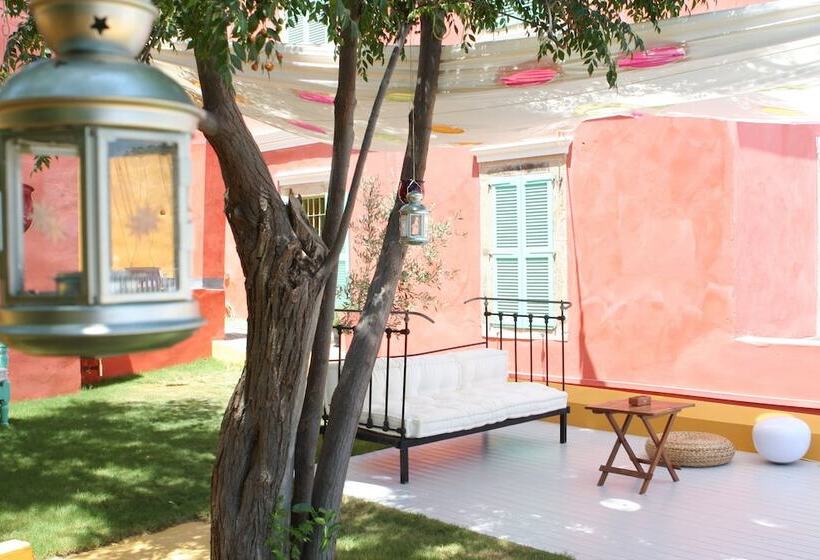 هتل Maison Des Couleurs