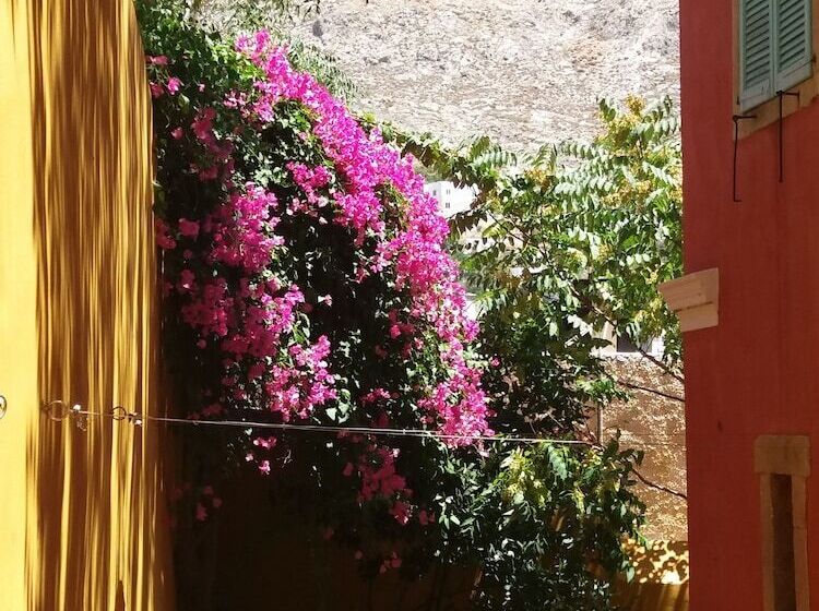 هتل Maison Des Couleurs