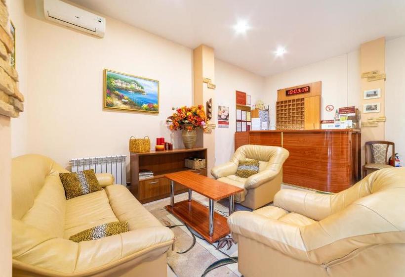 בית מלון כפרי Pansionat Primavera