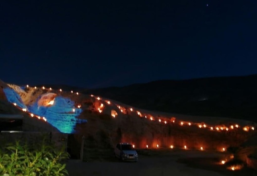 هتل Petra Mars Camp