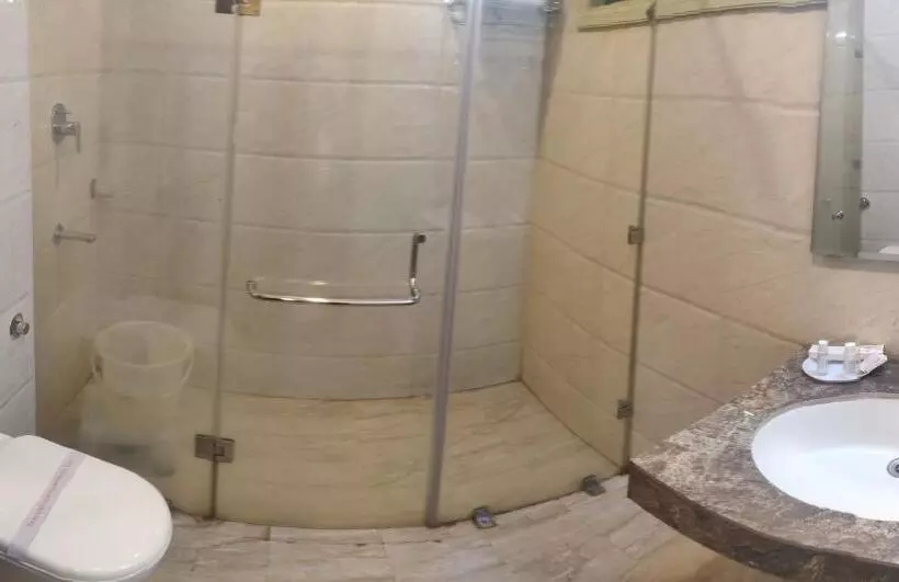 ホテル The Royal Krishna