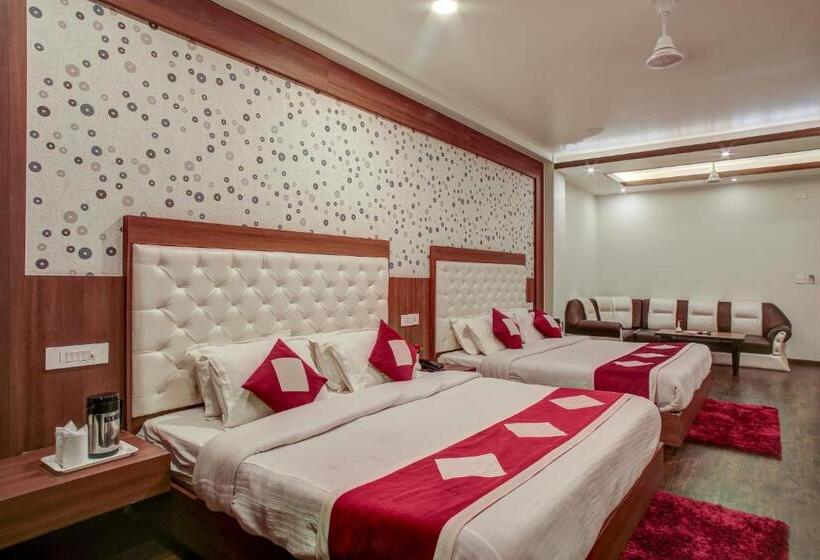 هتل The Royal Krishna