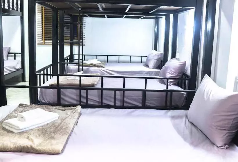 پانسیون Sy Guesthouse