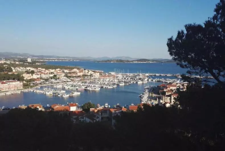 Apartments Nedjeljko