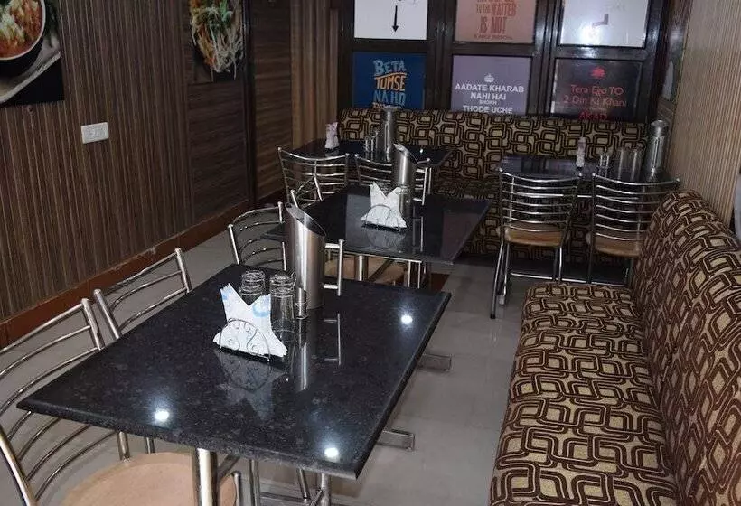 Aamiaismajoitus (B&B) Trishul By T And M Hotels