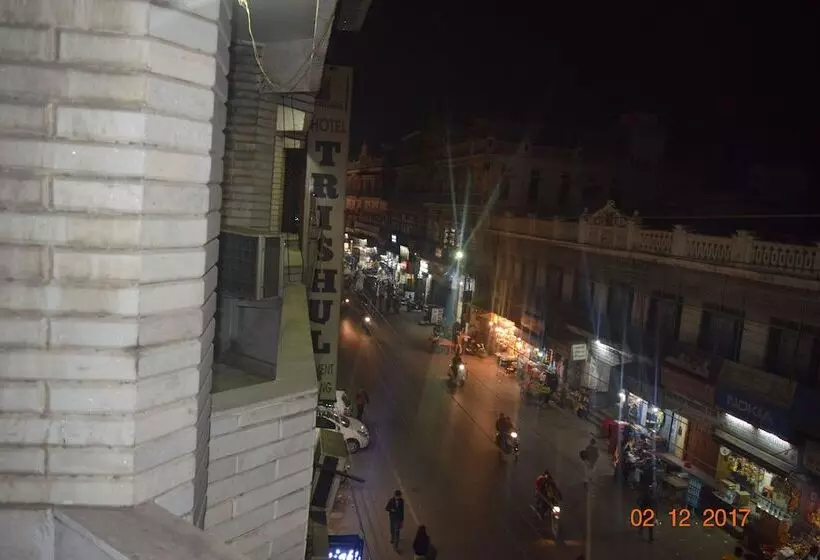 Aamiaismajoitus (B&B) Trishul By T And M Hotels