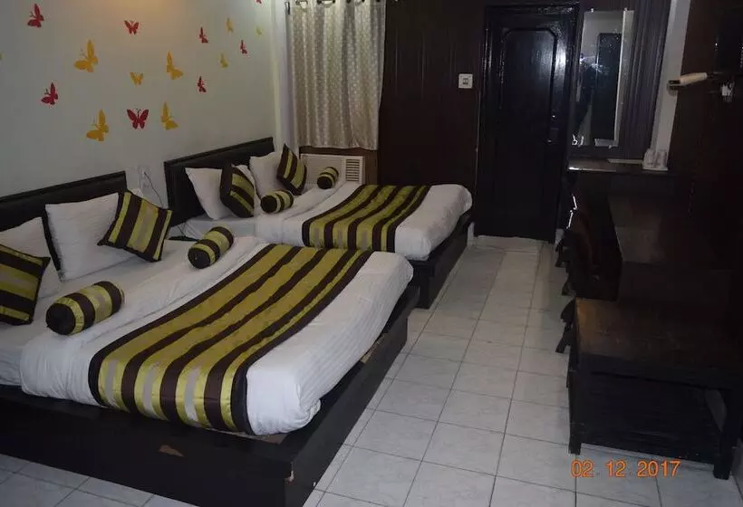 Aamiaismajoitus (B&B) Trishul By T And M Hotels