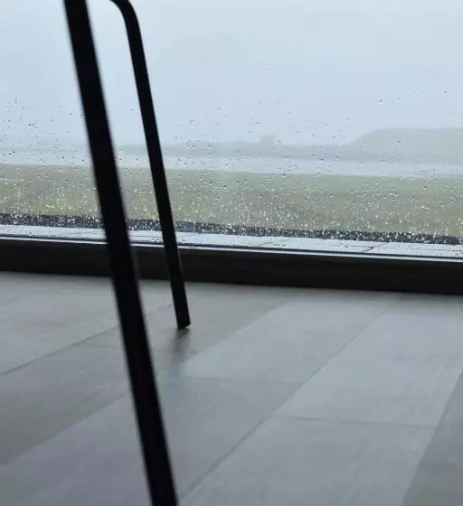 Black Beach Suites