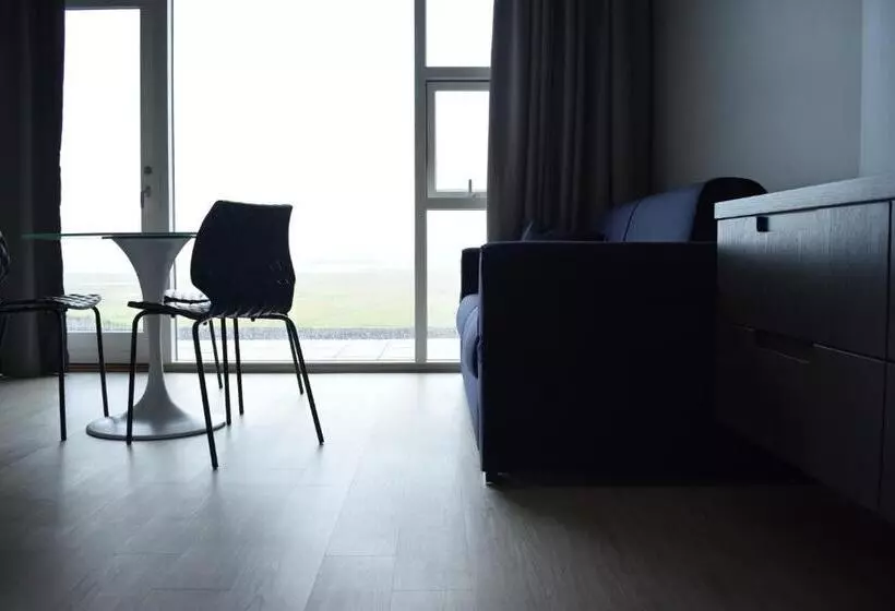 Black Beach Suites