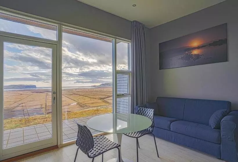 Black Beach Suites